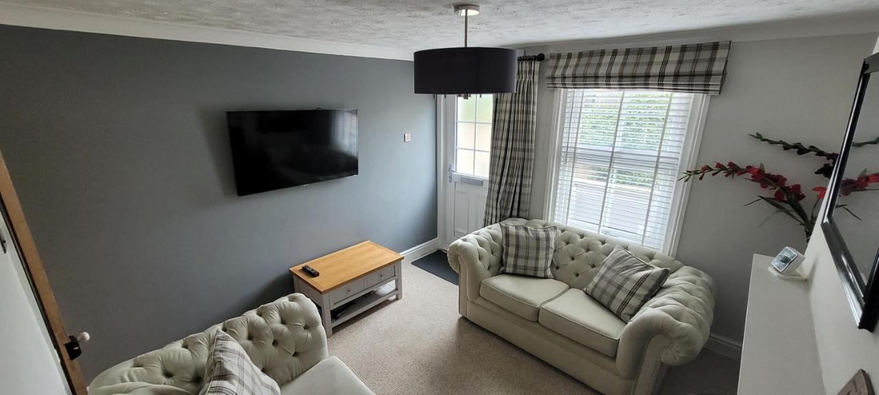 Caister Cottage, Beach 1 Minute Walk Away Bagian luar foto