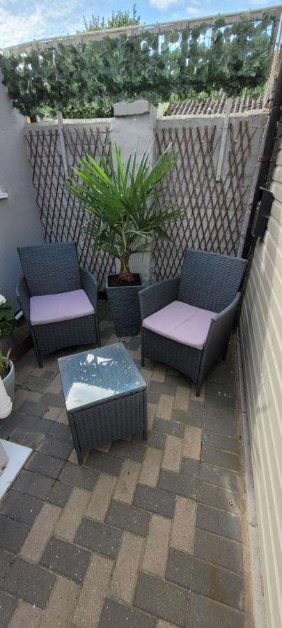 Caister Cottage, Beach 1 Minute Walk Away Bagian luar foto
