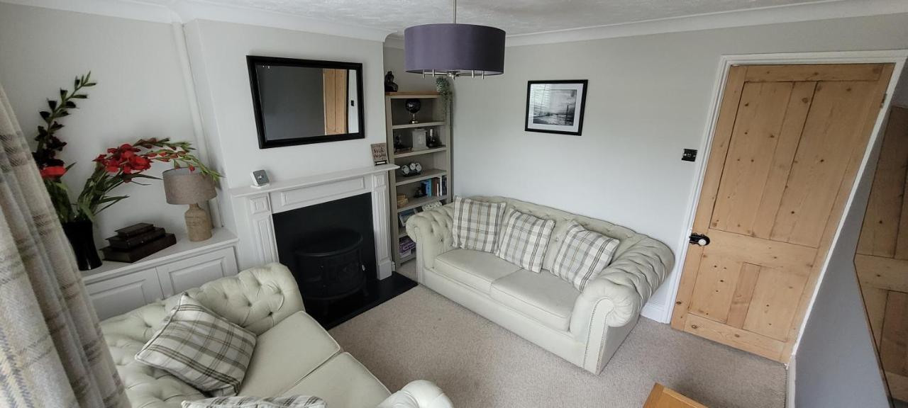 Caister Cottage, Beach 1 Minute Walk Away Bagian luar foto